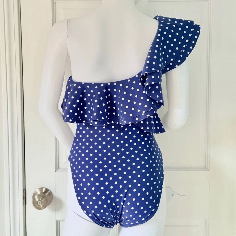 NEW with TAGS WeWoreWhat Stella One Piece One Shoulder Swimsuit  (size S)